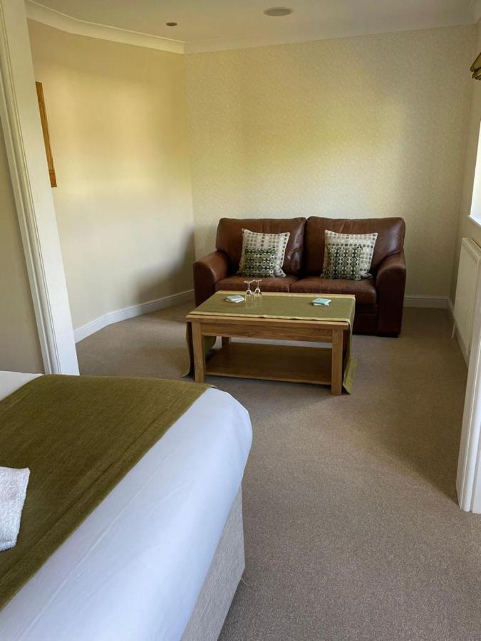 Bed and Breakfast Roseberry House Newcastle Emlyn Exterior foto